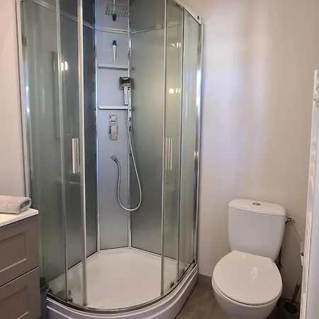 Les Glaneuses Le Centre-bourg A 3 Min Du Puy Dufou